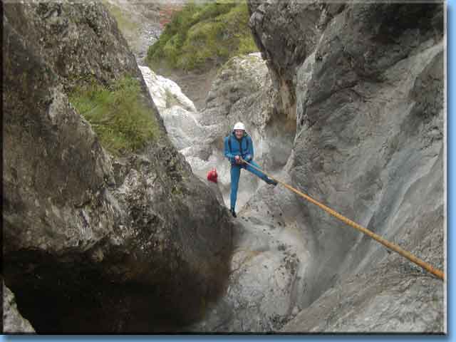 3rd abseiling